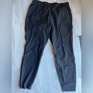 Lululemon pants